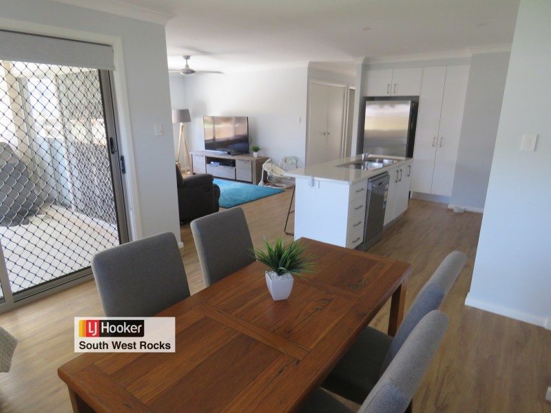 11 Rippon Place, South West Rocks NSW 2431