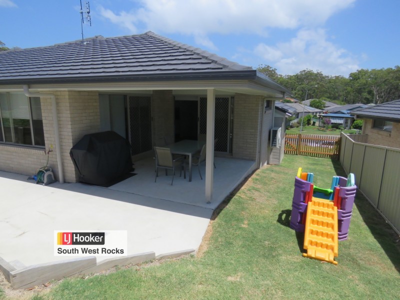11 Rippon Place, South West Rocks NSW 2431