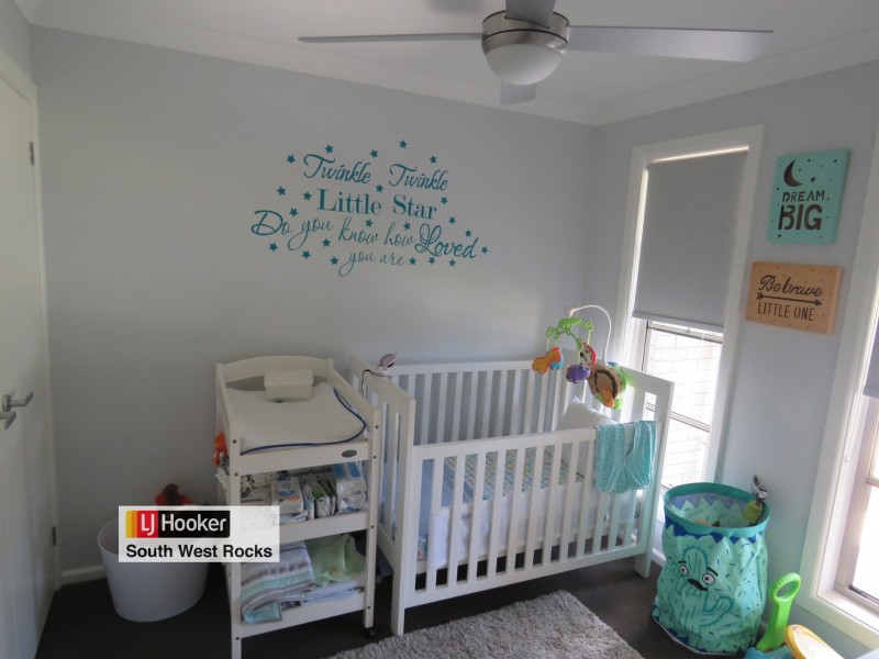 11 Rippon Place, South West Rocks NSW 2431
