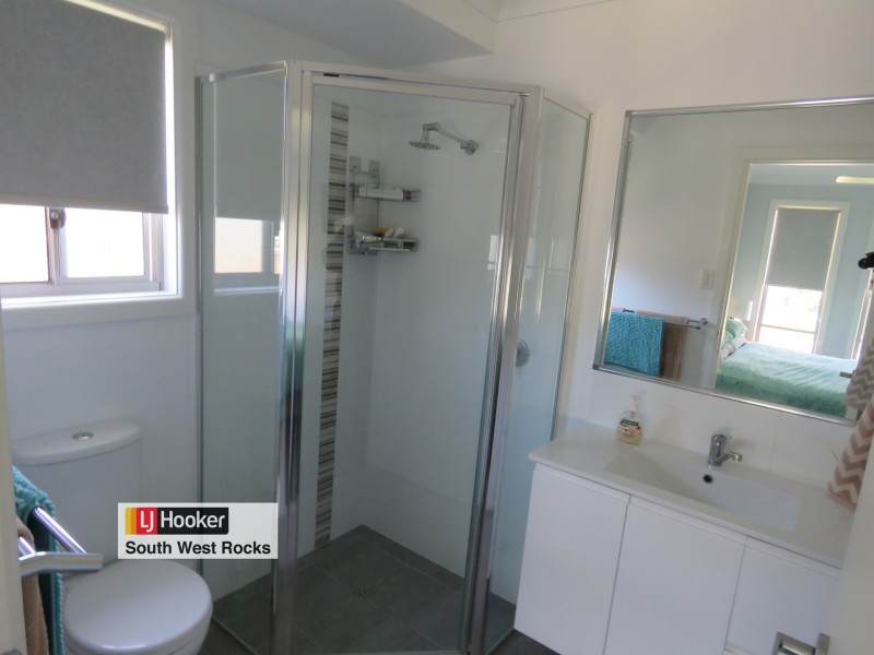 11 Rippon Place, South West Rocks NSW 2431
