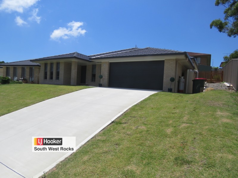 11 Rippon Place, South West Rocks NSW 2431