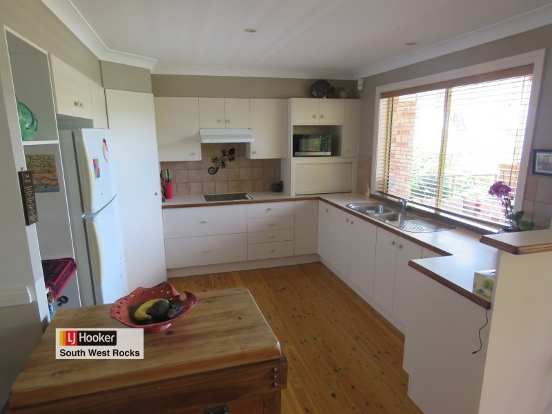 54 Marlin Drive, South West Rocks NSW 2431