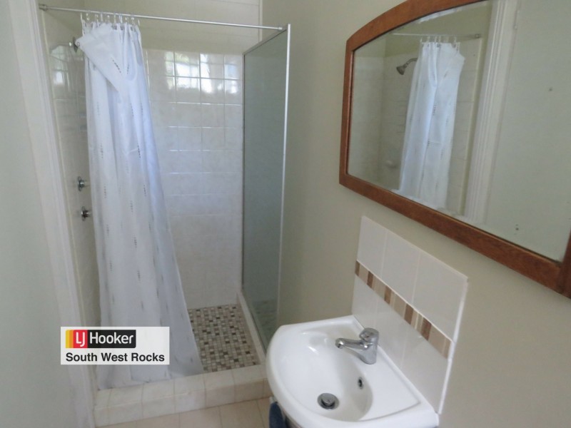 12 Flinders Street, South West Rocks NSW 2431