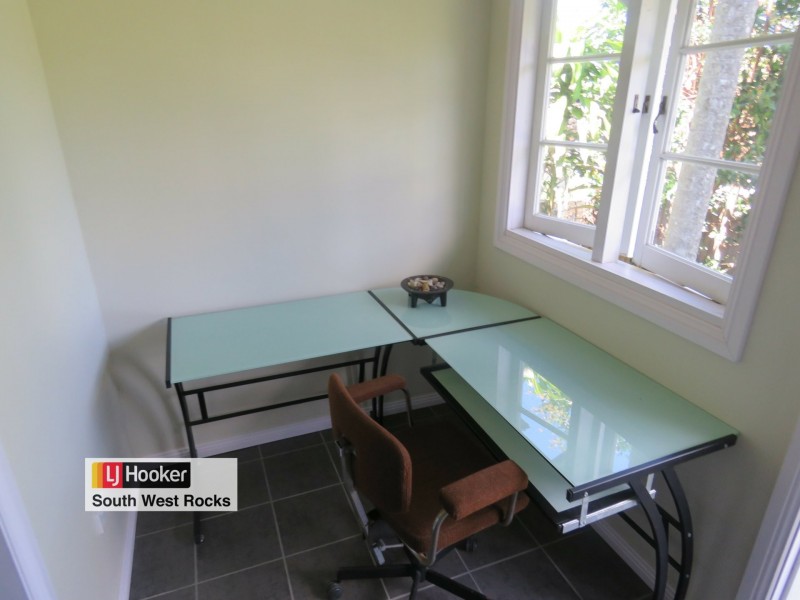12 Flinders Street, South West Rocks NSW 2431