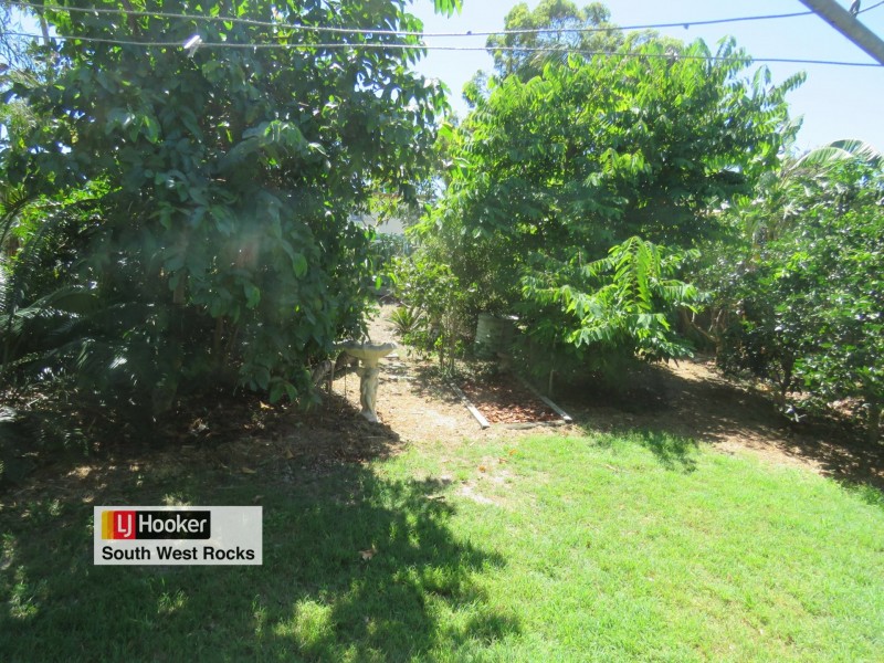 12 Flinders Street, South West Rocks NSW 2431