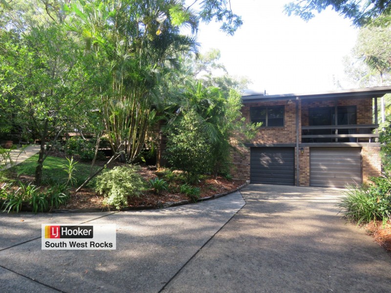 21 Russell Street, Arakoon NSW 2431