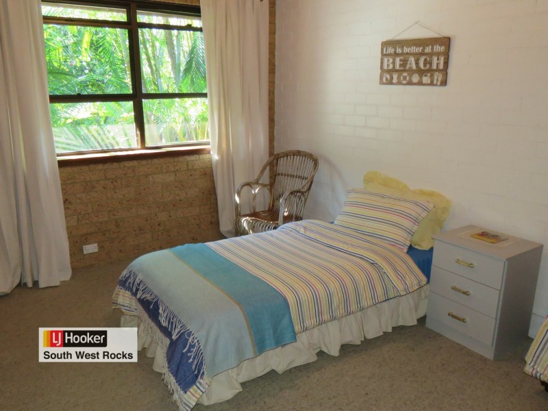 21 Russell Street, Arakoon NSW 2431