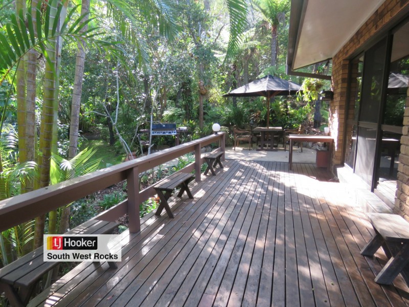 21 Russell Street, Arakoon NSW 2431
