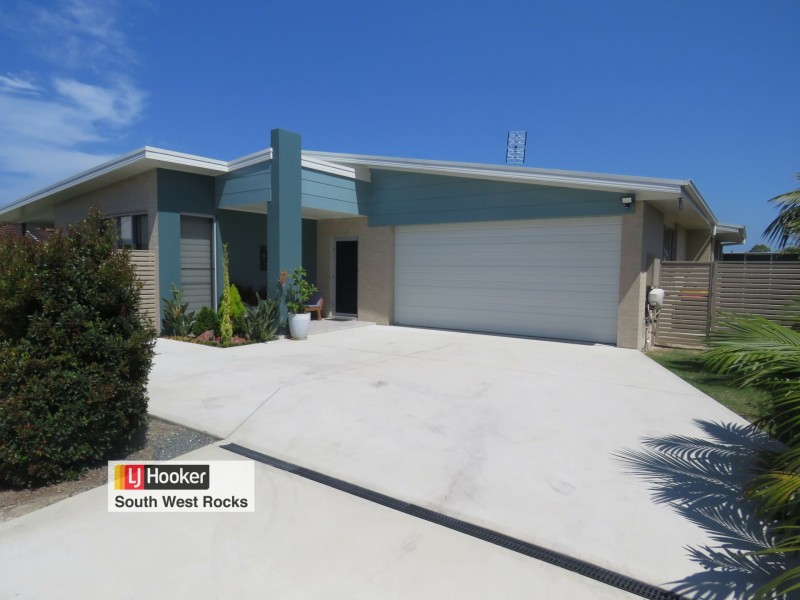 95A Phillip Drive, South West Rocks NSW 2431