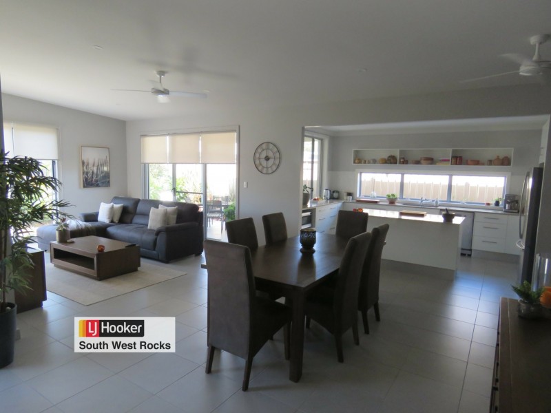 95A Phillip Drive, South West Rocks NSW 2431