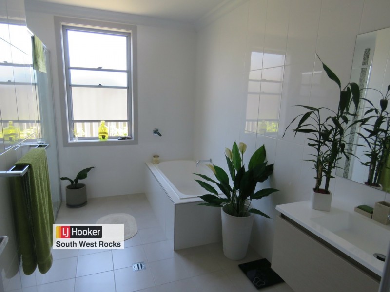 95A Phillip Drive, South West Rocks NSW 2431