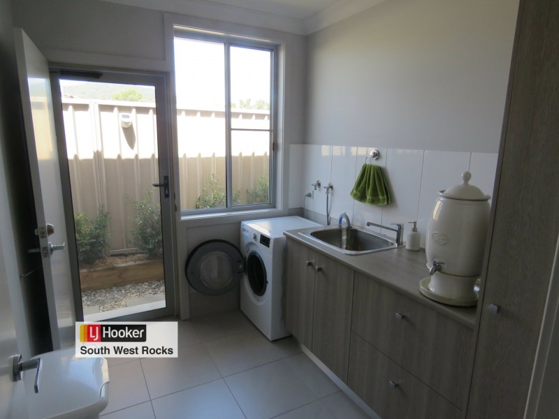 95A Phillip Drive, South West Rocks NSW 2431