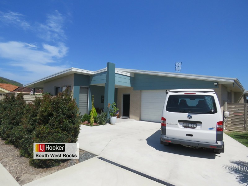 95A Phillip Drive, South West Rocks NSW 2431