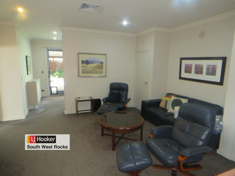 93 Phillip Drive, South West Rocks NSW 2431