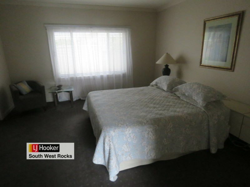 93 Phillip Drive, South West Rocks NSW 2431