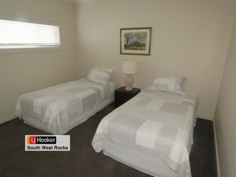 93 Phillip Drive, South West Rocks NSW 2431