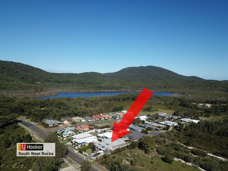 93 Phillip Drive, South West Rocks NSW 2431