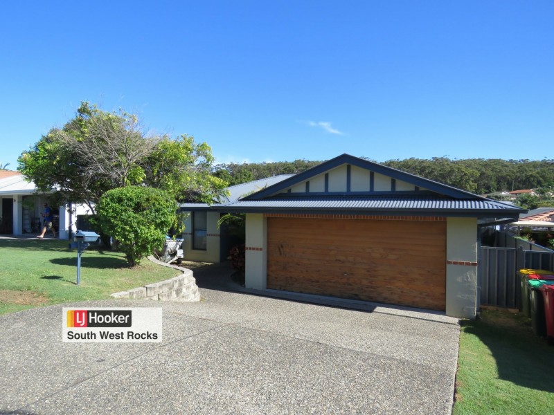 49 Dennis Crescent, South West Rocks NSW 2431