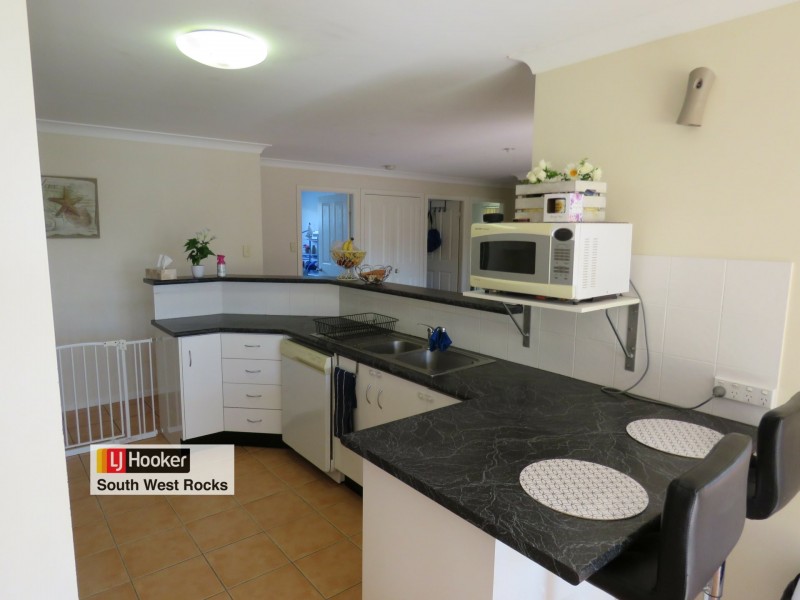 49 Dennis Crescent, South West Rocks NSW 2431