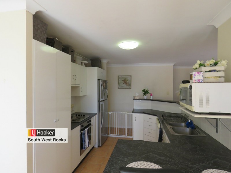 49 Dennis Crescent, South West Rocks NSW 2431