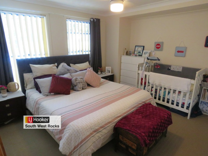 49 Dennis Crescent, South West Rocks NSW 2431