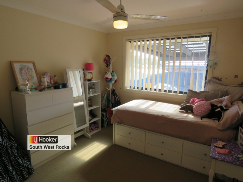 49 Dennis Crescent, South West Rocks NSW 2431