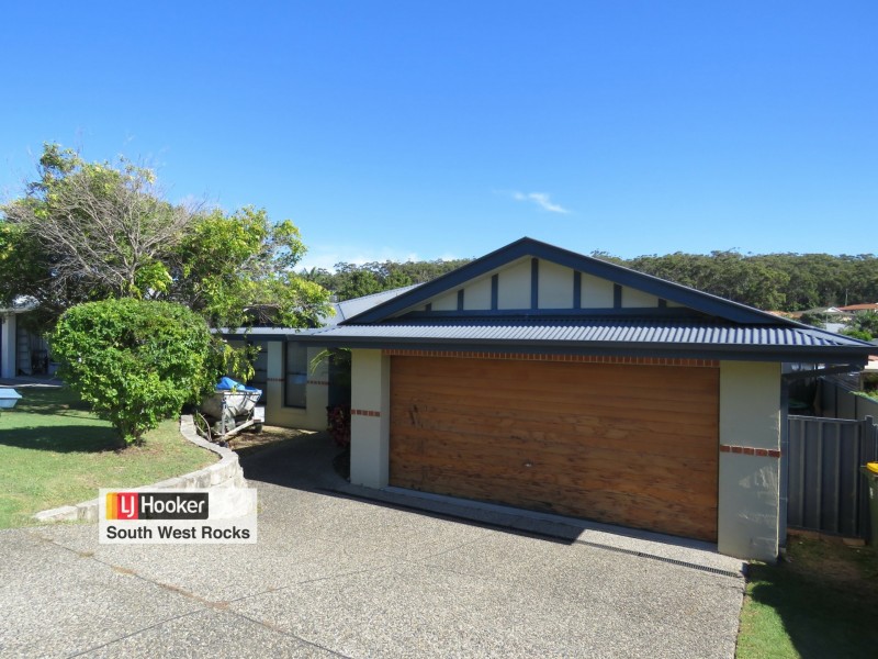 49 Dennis Crescent, South West Rocks NSW 2431