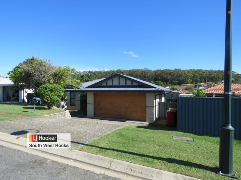 49 Dennis Crescent, South West Rocks NSW 2431