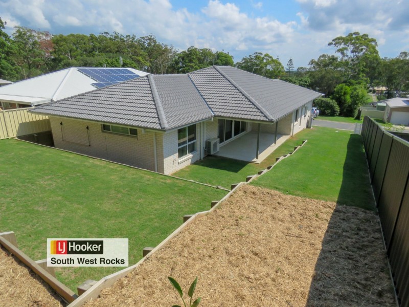 20 Racemosa Close, South West Rocks NSW 2431