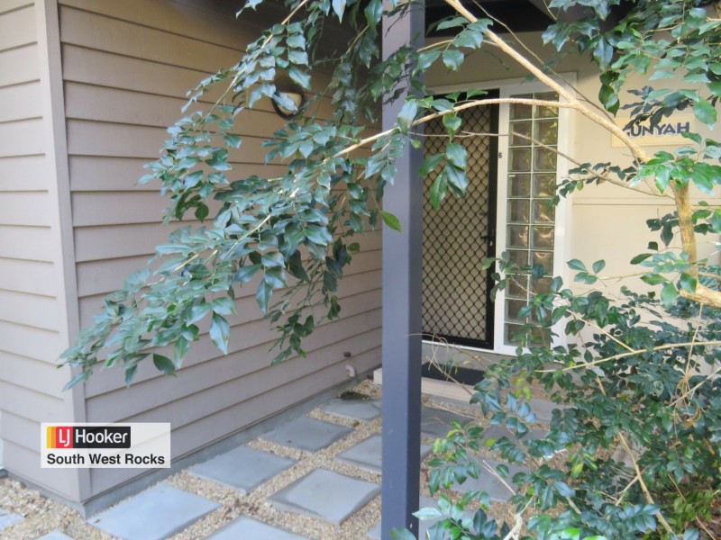 2/37-39 Cardwell Street, Arakoon NSW 2431