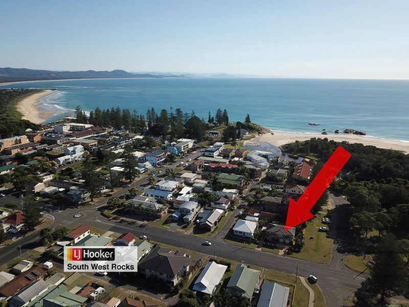 34-36 Landsborough Street, South West Rocks NSW 2431