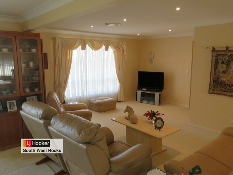 34-36 Landsborough Street, South West Rocks NSW 2431