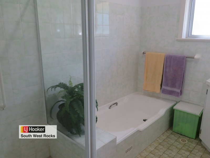 34-36 Landsborough Street, South West Rocks NSW 2431