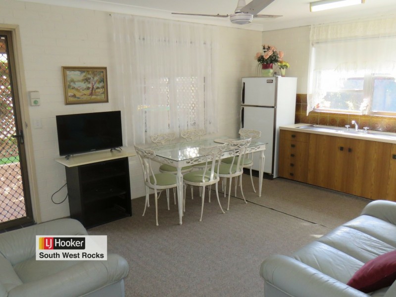 34-36 Landsborough Street, South West Rocks NSW 2431