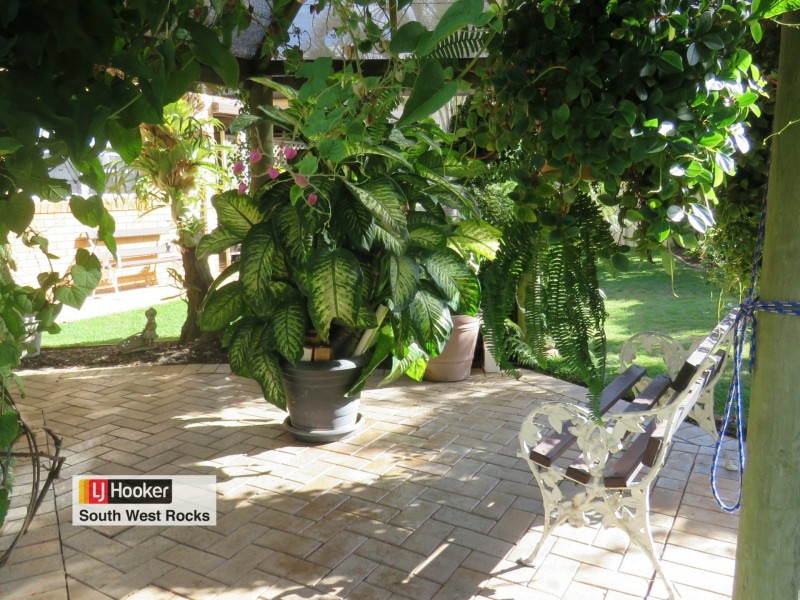 34-36 Landsborough Street, South West Rocks NSW 2431