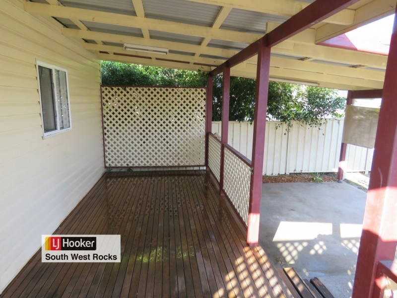 6 Carroll Street, South West Rocks NSW 2431