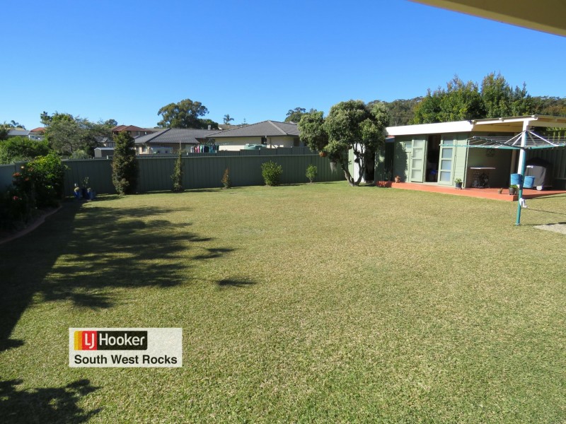58 Bruce Field Street, South West Rocks NSW 2431