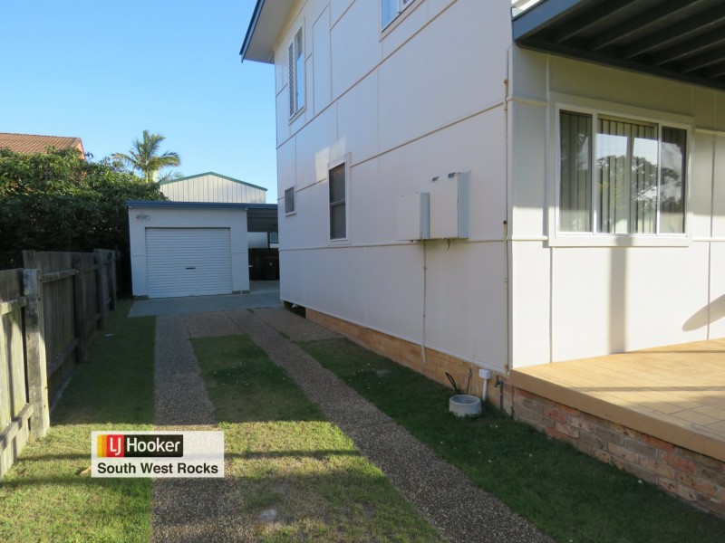 51 Landsborough Street, South West Rocks NSW 2431