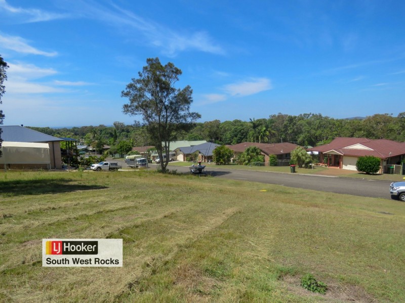 7 Dolphin Crescent, South West Rocks NSW 2431