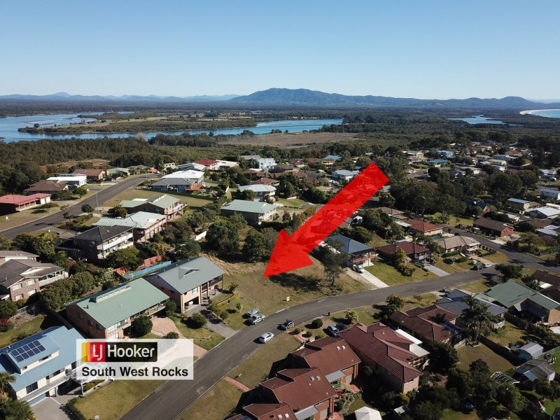 7 Dolphin Crescent, South West Rocks NSW 2431