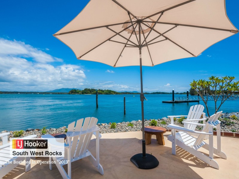 The Boatshed/Lot 303 New Entrance Road, South West Rocks NSW 2431