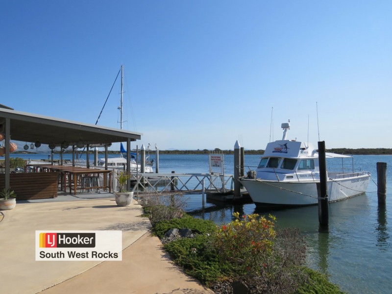 The Boatshed/Lot 303 New Entrance Road, South West Rocks NSW 2431
