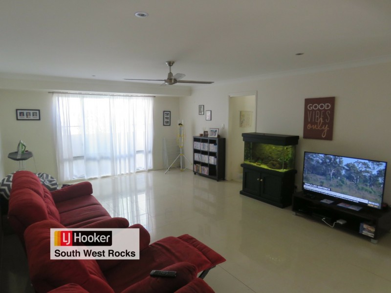 26 Rafferty Crescent, South West Rocks NSW 2431