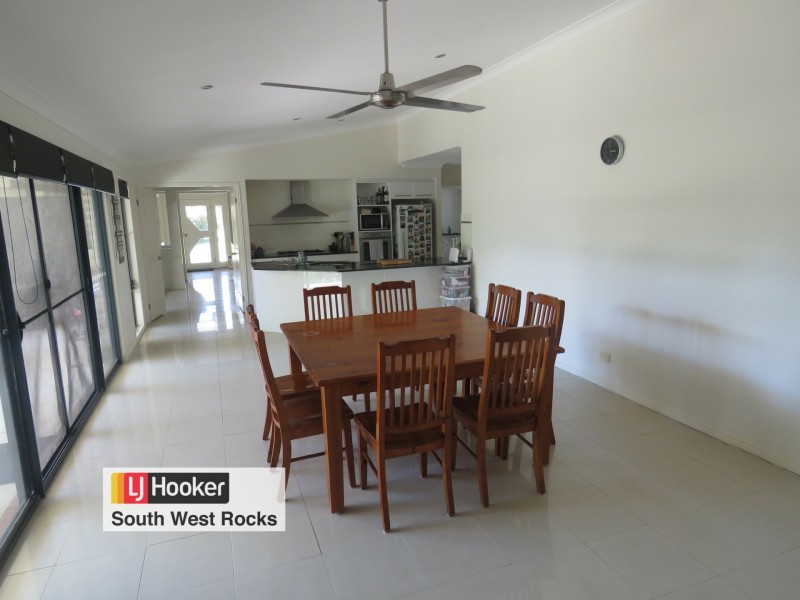 26 Rafferty Crescent, South West Rocks NSW 2431