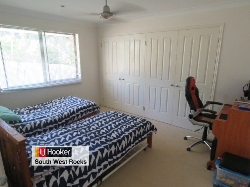 26 Rafferty Crescent, South West Rocks NSW 2431