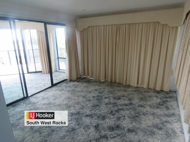 24 Peter Mark Circuit, South West Rocks NSW 2431