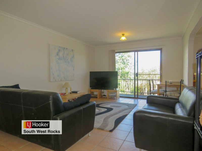 10/1 Landsborough Street, South West Rocks NSW 2431
