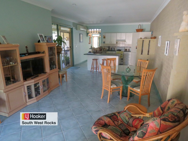 2/12 Cook Drive, South West Rocks NSW 2431