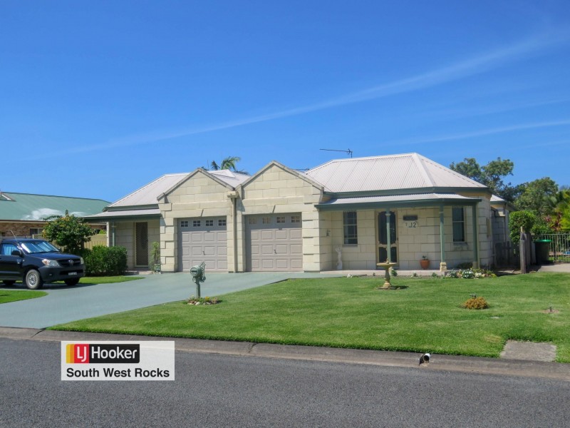2/12 Cook Drive, South West Rocks NSW 2431
