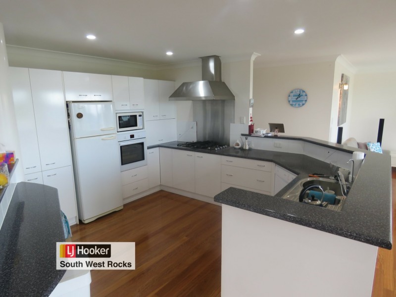 1 Government Road, South West Rocks NSW 2431